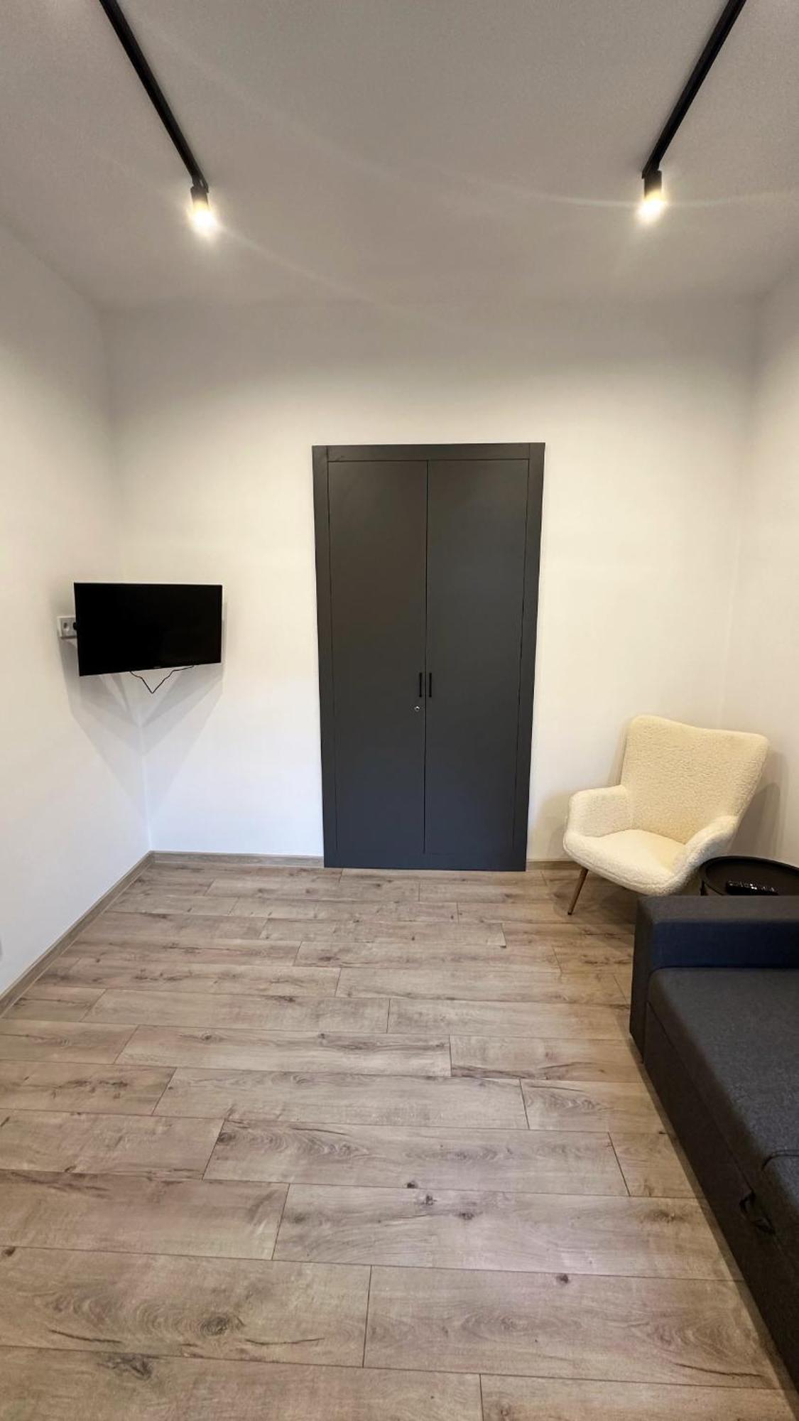 Apartment Vip Virmenska Street Lviv Eksteriør billede