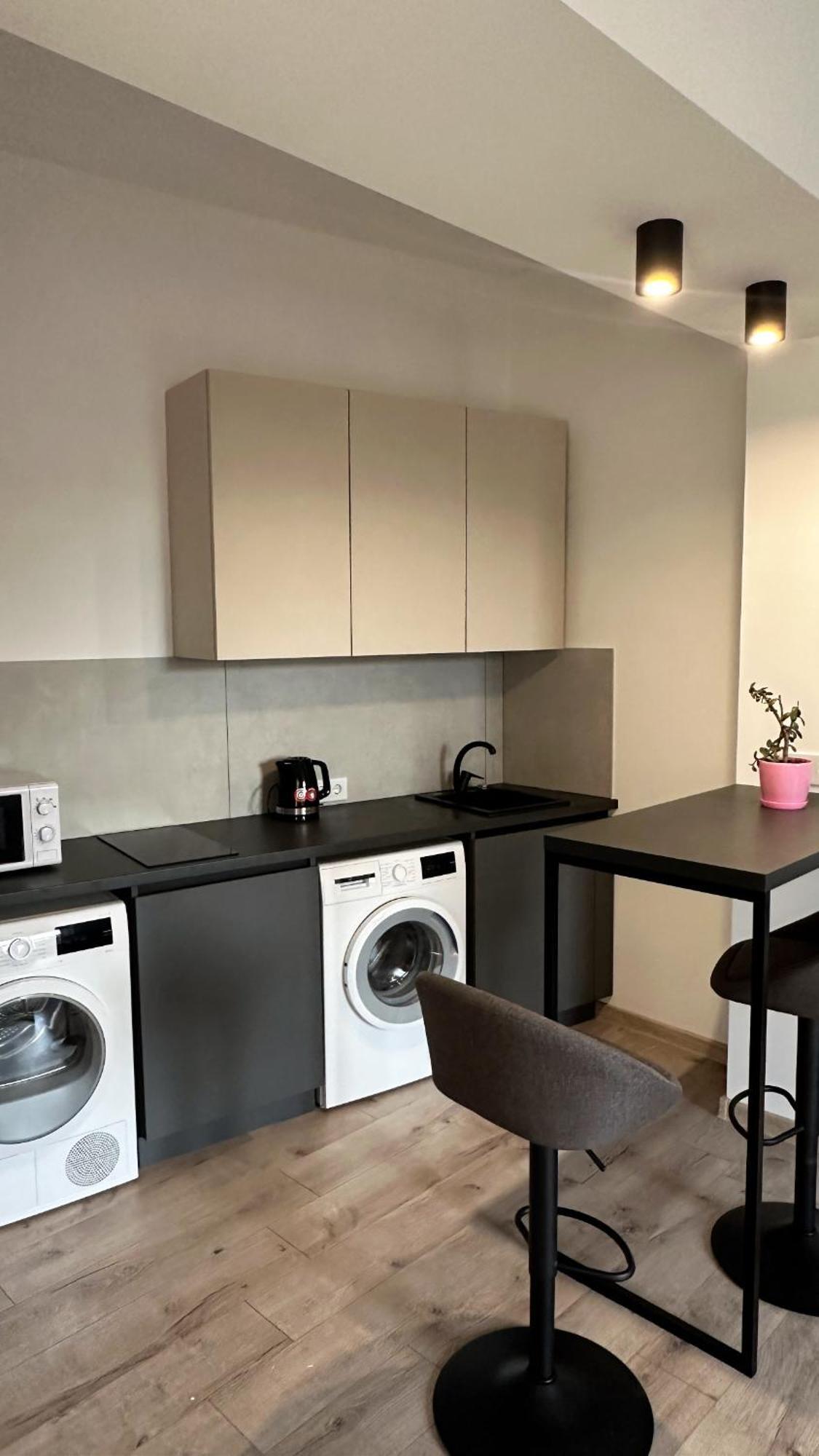Apartment Vip Virmenska Street Lviv Eksteriør billede