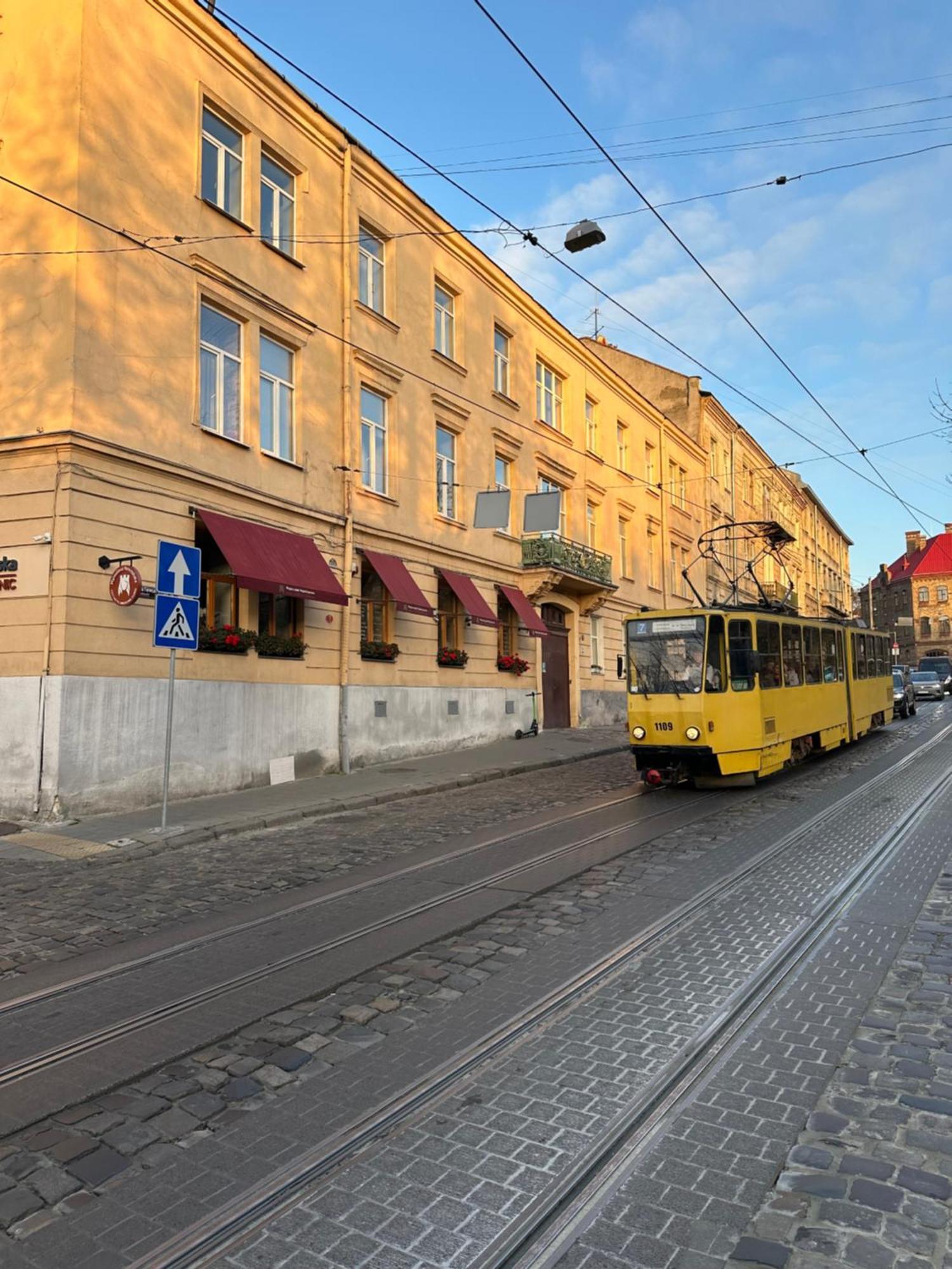 Apartment Vip Virmenska Street Lviv Eksteriør billede
